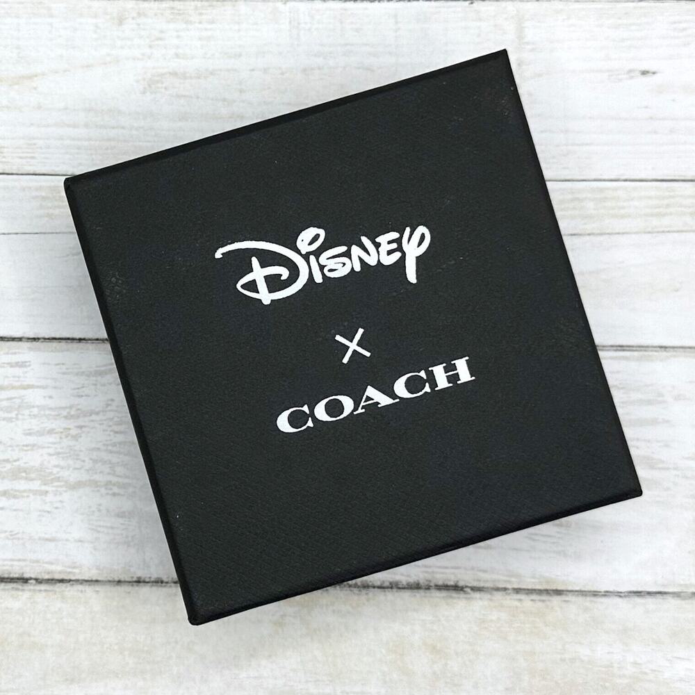 Coach X Disney Villains Heart Necklace CD814 - Picture 2 of 4